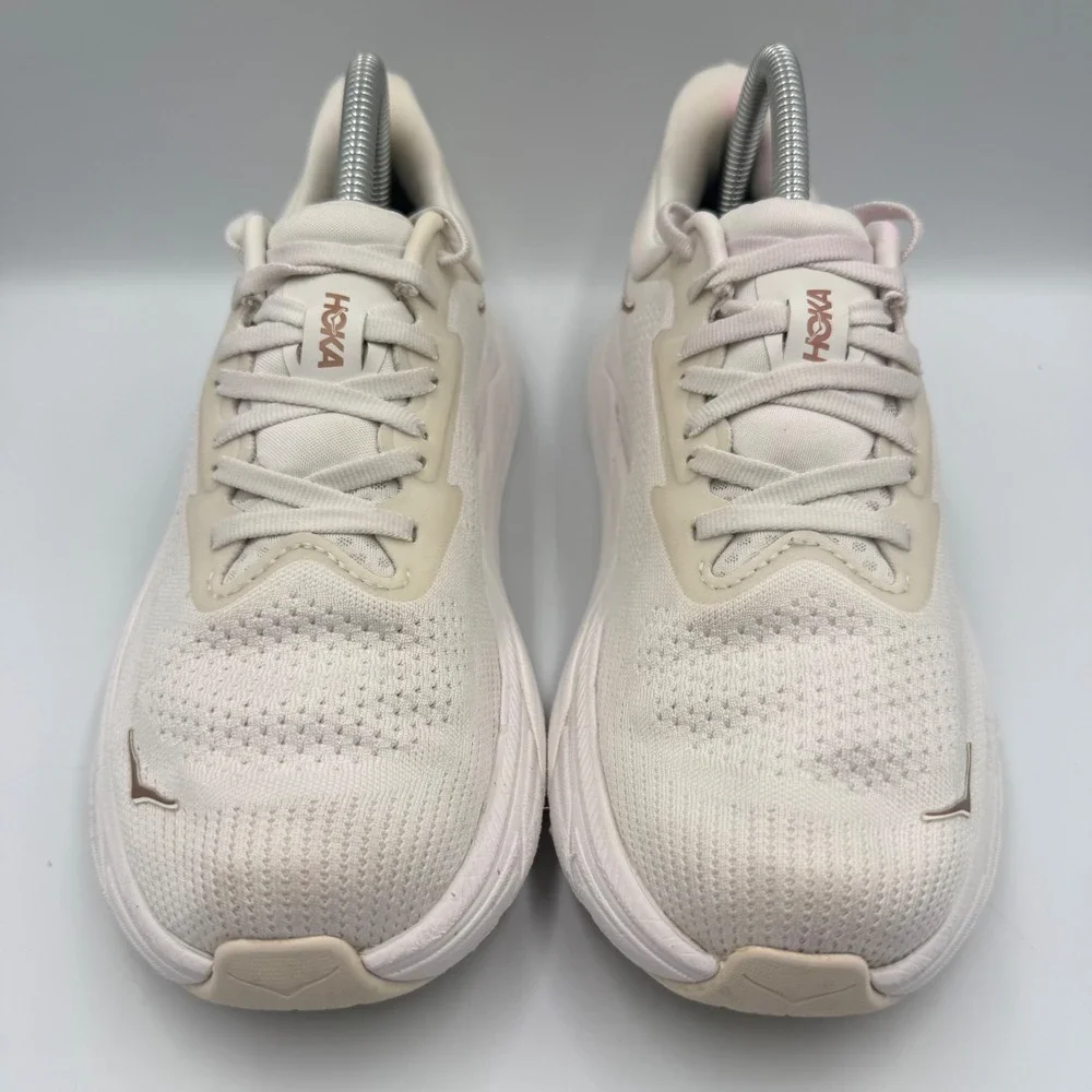 Hoka One One Arahi 7 Womens Size 8 Running Shoes Sneakers Cream Rose Gold